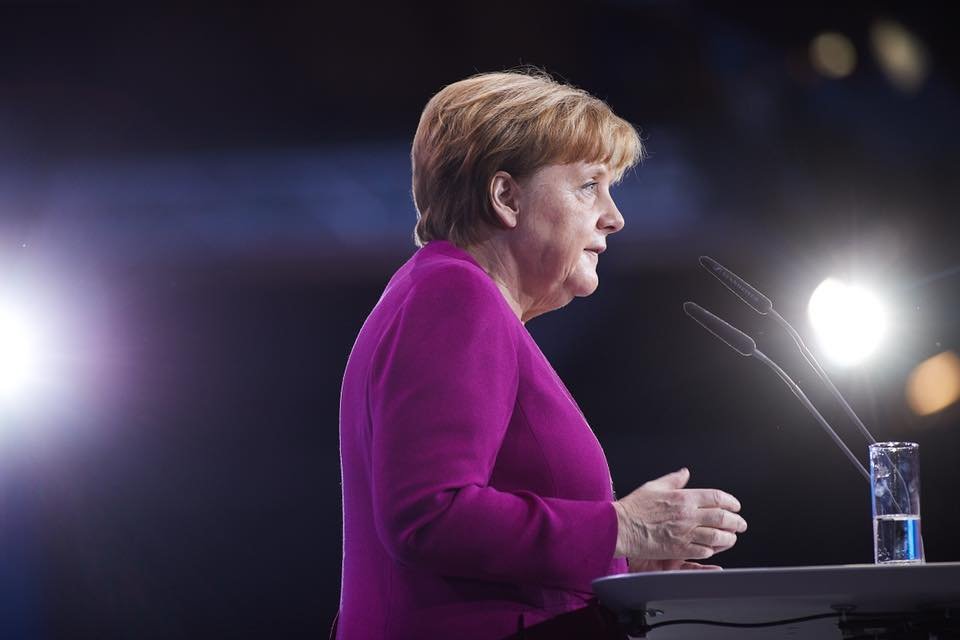 Archív felvétel &bullet;  Fotó: Facebook/Angela Merkel/Laurence Chaperon