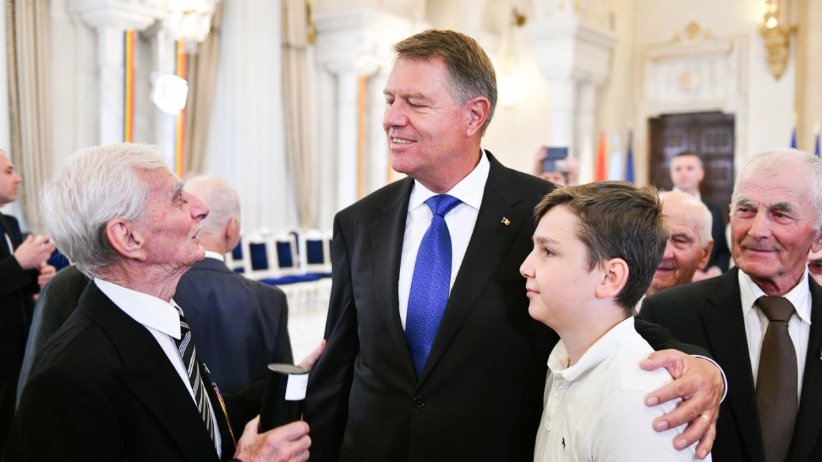 Klaus Johannis szerint a kommunista rendszerrel szembeszálló ellenállók megmentették az ország becsületét •  Fotó: Presidency.ro