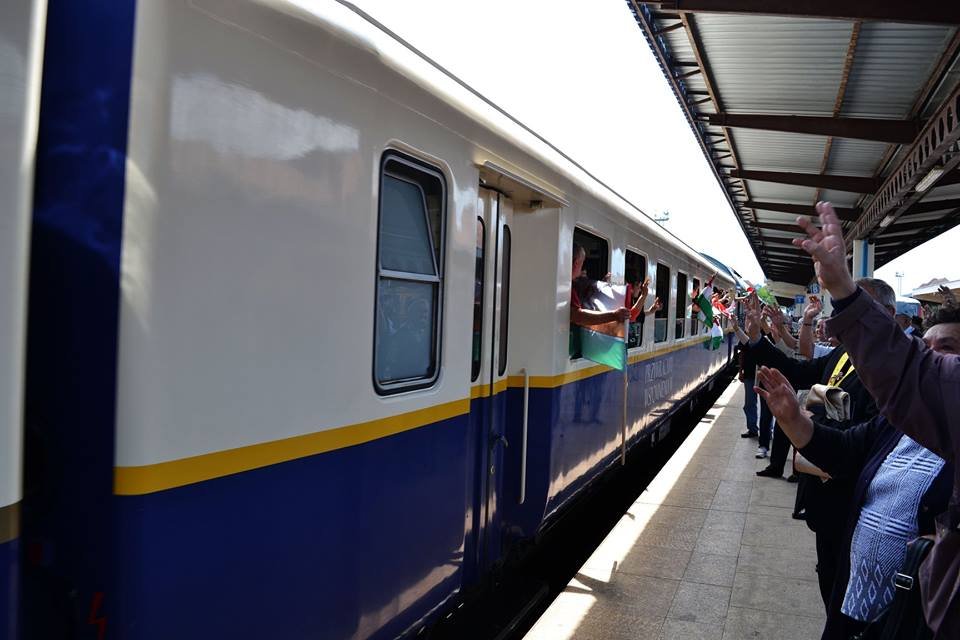 Nagyváradon is ünnepélyesen fogadták a Boldogasszony zarándokvonatot • Fotó: Nagyváradi Római Katolikus Egyházmegye