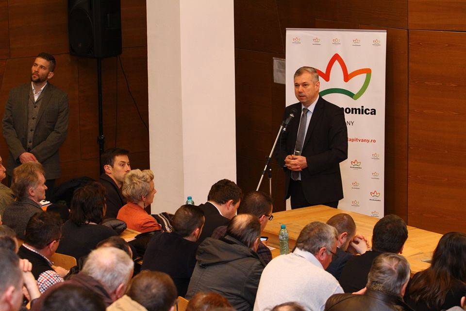 Péter Ferenc, a Maros megyei önkormányzat vezetője köszönetet mondott a magyar kormánynak •  Fotó: Facebook/Péter Ferenc