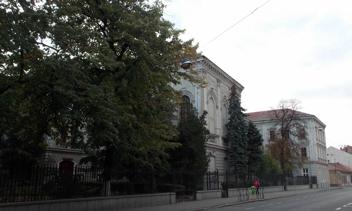 Az értékes épülettömb • Fotó: Wikipédia