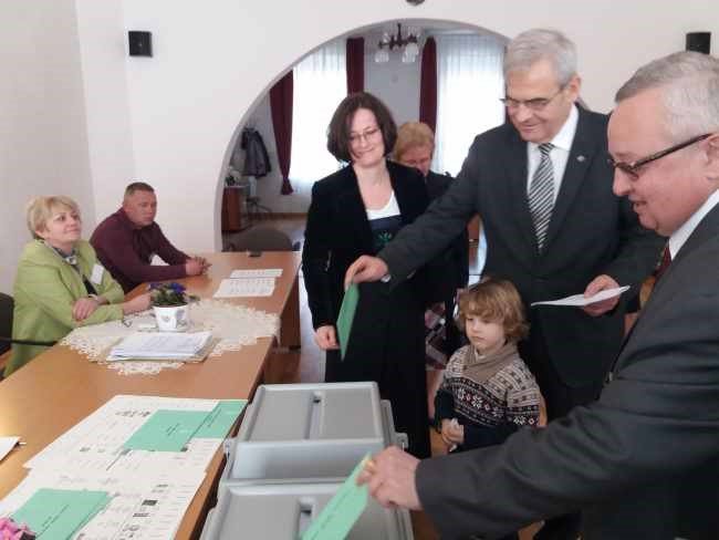 Tőkés szerint elsöprő sikert arattak, akik a magyarság önvédelmi harcának ügyét tűzték zászlajukra