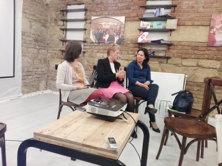 Felmérés készül az erdélyi anya-vállalkozók helyzetéről, a női és férfi szerepvállalásról