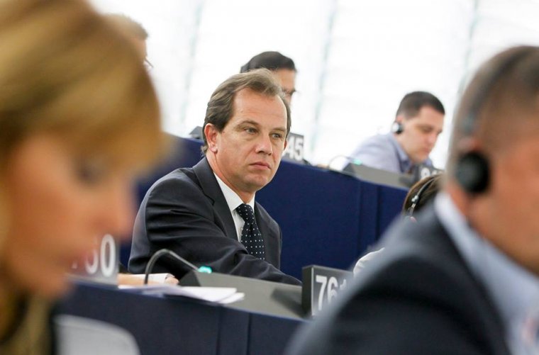 Decemberben szavaz az Európai Parlament a magyar képviselők által kidolgozott kisebbségi keretszabályozásról