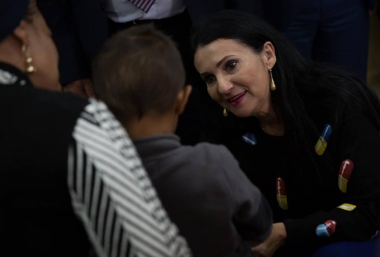 Felfüggesztették a korrupcióval megvádolt Sorina Pintea párttagságát