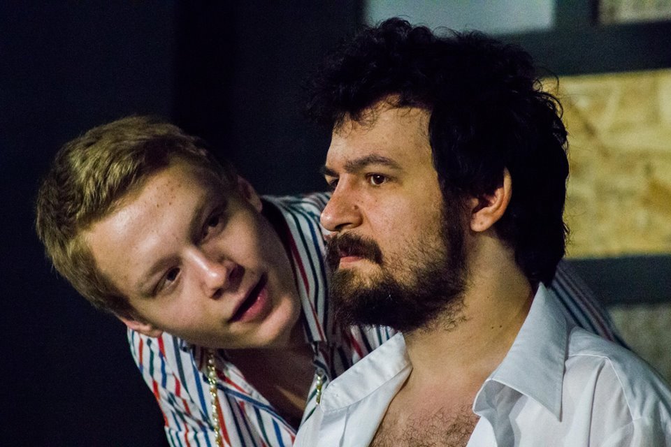Csehov Platonov című drámájából készült az Apátlanul című előadás, amit vasárnap mutatnak be •  Fotó: Szigligeti Színház Nagyvárad