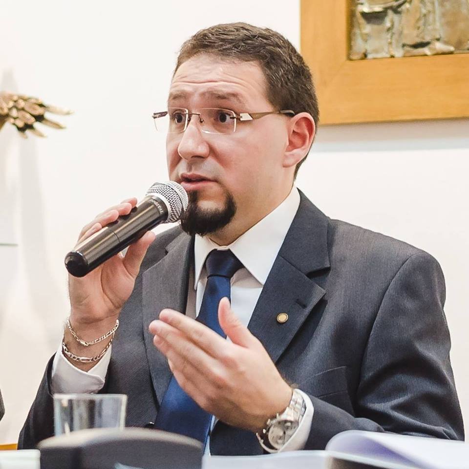 Fodor János szerint kérdéses, hogy le lehet-e bontani a történetírás „nemzeti” mivoltát &bullet;  Fotó: Facebook/János Fodor
