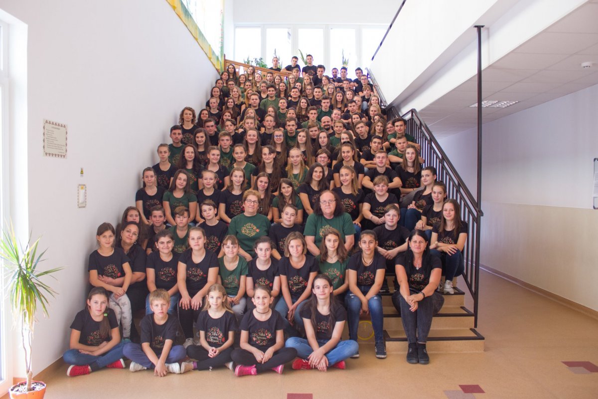 Szeptemberben 121 diák költözött be a Téka Mezőségi Szórványkollégiumba, közülük tizenháromnak van „keresztszülője” &bullet;  Fotó: Riti József Attila