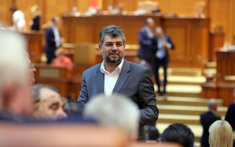 Lazítana a maszkviselési kötelezettségen a PSD