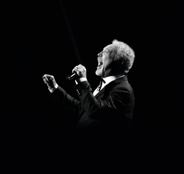 A szülinapos Tom Jones várja, hogy találkozzon a rajongókkal Kolozsváron