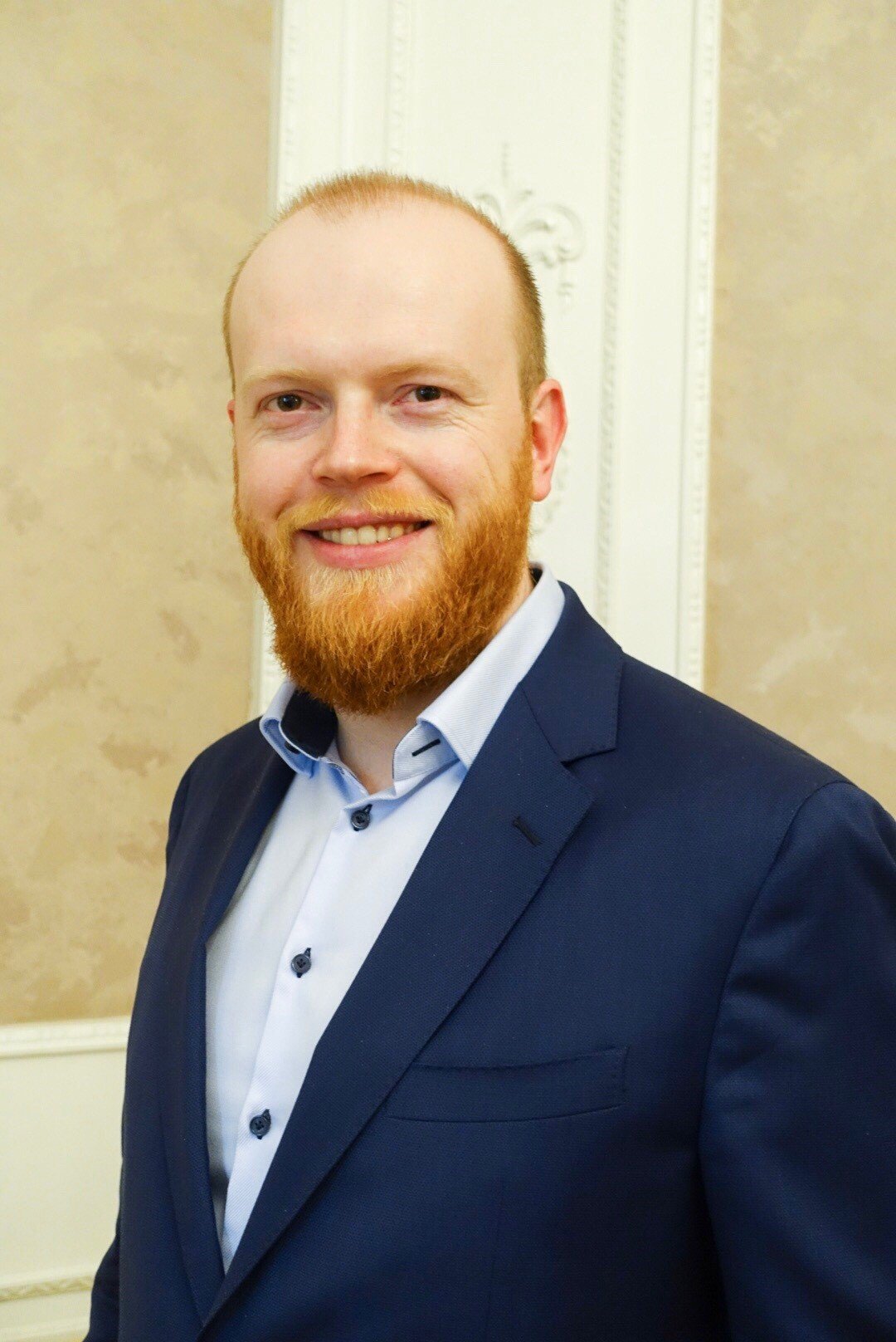 Bálint Csaba közgazdász úgy látja, a jelenlegi gazdasági helyzetben Romániában idén visszagyorsulásra lehet számítani •  Fotó: OTP Bank Románia