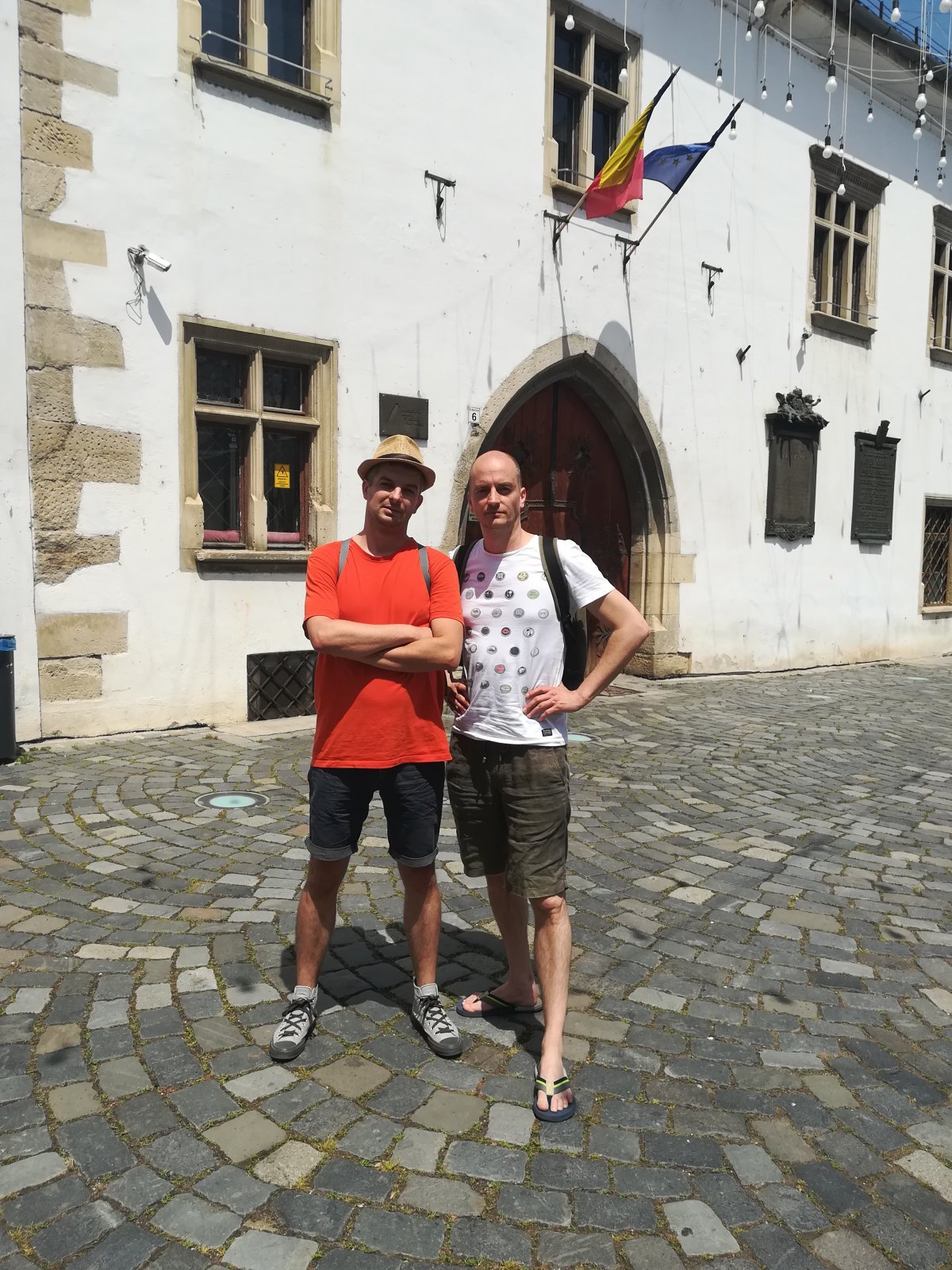 A Szűcsinger, azaz Szálinger Balázs és Szűcs Krisztián az erdélyi turné kolozsvári állomásán •  Fotó: Fodor Előd