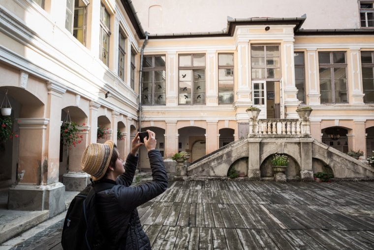 Követeket keresnek az erdélyi kastélyoknak