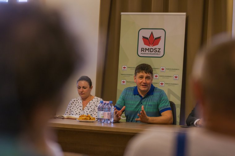 Mellékvágányra terelték Vass Levente csapatát: az RMDSZ marosvásárhelyi elnökének megbuktatása után sem csitulnak a kedélyek