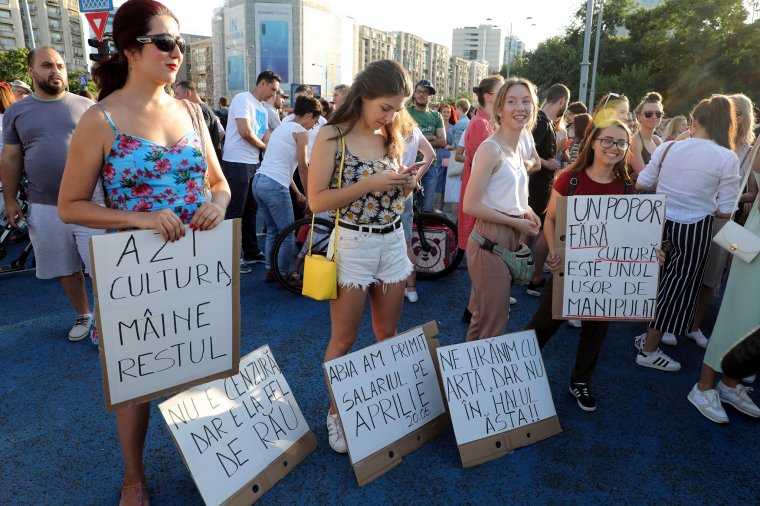 Lélegeztetőgépen a kultúra