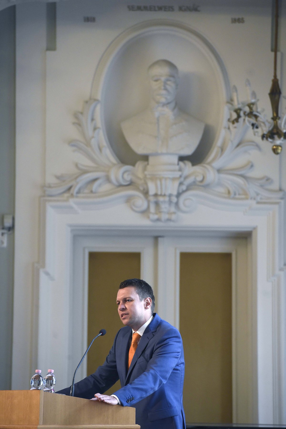 Menczer Tamás a 24. ELTE Kárpát-medencei Magyar Nyári Egyetem megnyitóján • Fotó: MTI/Bruzák Noémi