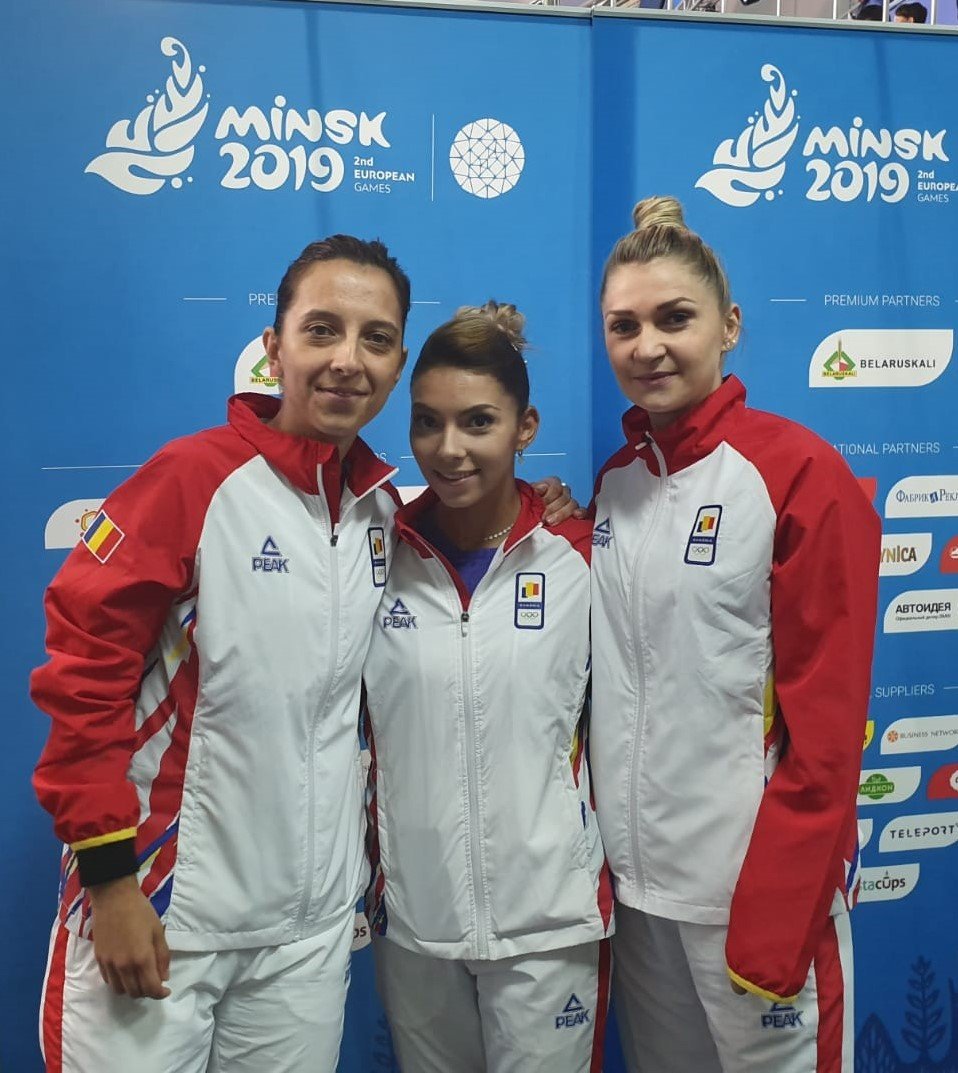 Döntősök a román női válogatott tagjai: Elizabeta Samara, Szőcs Bernadette és Daniela Dodean Monteiro •  Fotó: Román Asztalitenisz Szövetség