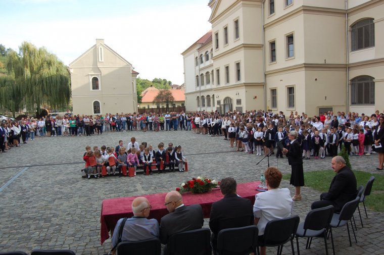 Élménnyé tenni az iskolai életet – Szőcs Ildikó, az enyedi Bethlen Gábor Kollégium igazgatója az iskola jelenéről és jövőjéről