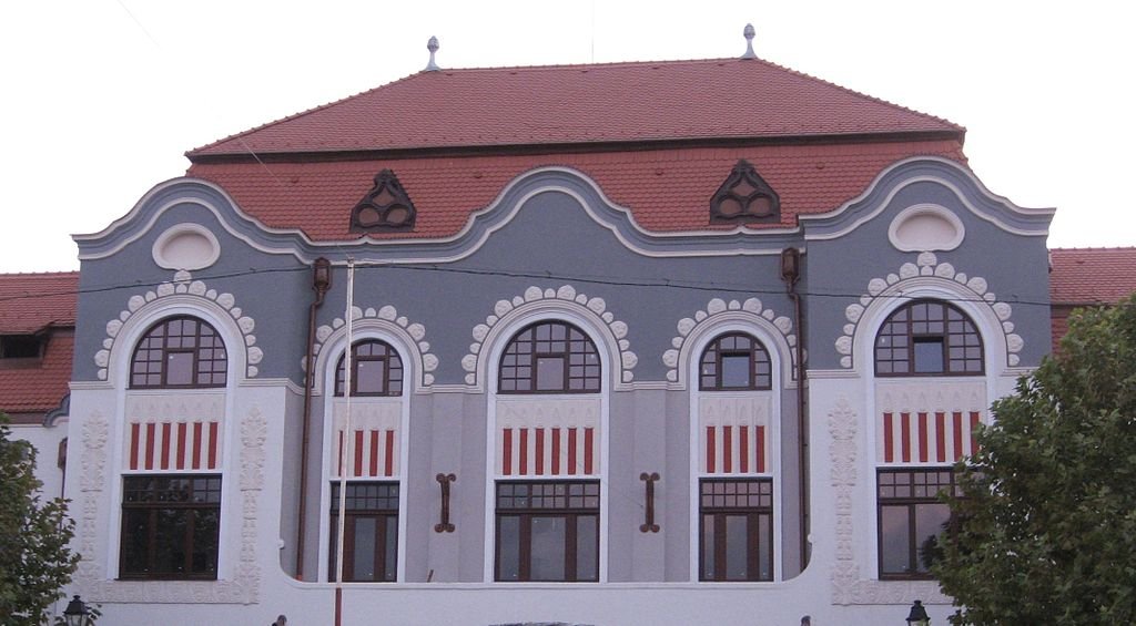 &bullet;  Fotó: Wikipédia