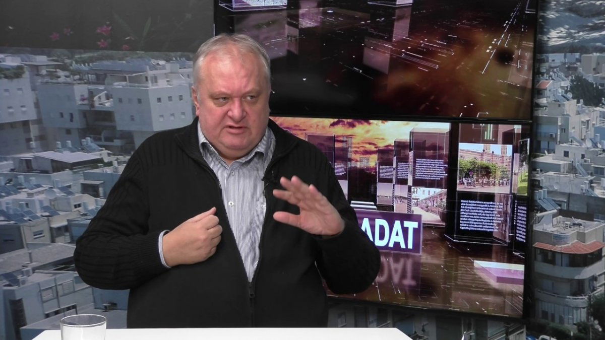 Barabás T. János, a Külügyi és Külgazdasági Intézet vezető elemzője •  Fotó: Youtube