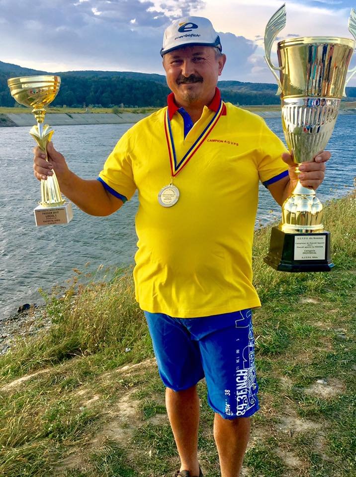 A román válogatott oszlopos tagja több mint tíz éve •  Fotó: Facebook/Benzár Zsolt