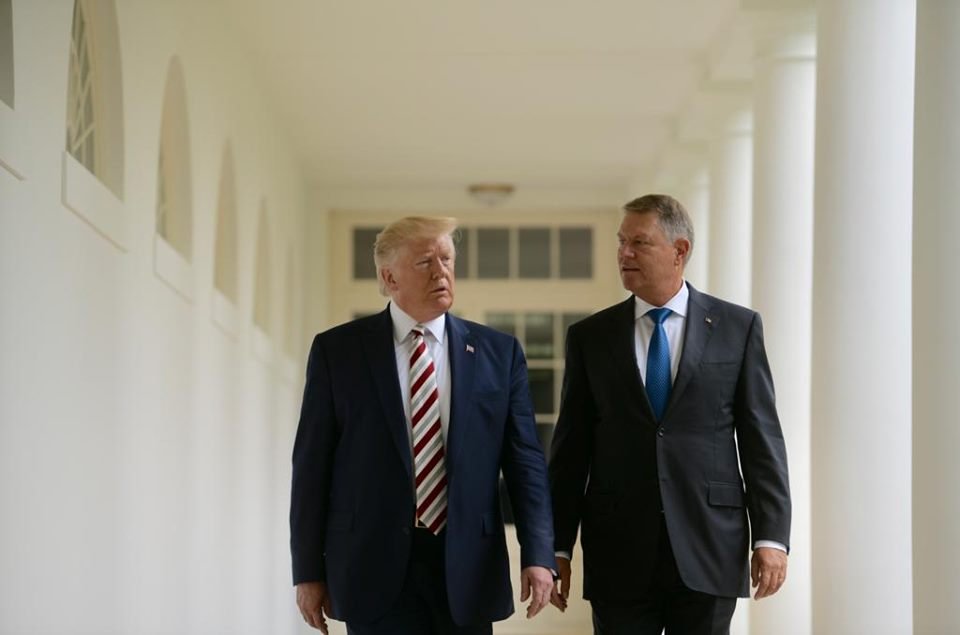Donald Trump kíséri a Fehér Házban Klaus Johannist &bullet;  Fotó: Klaus Johannis/Facebook