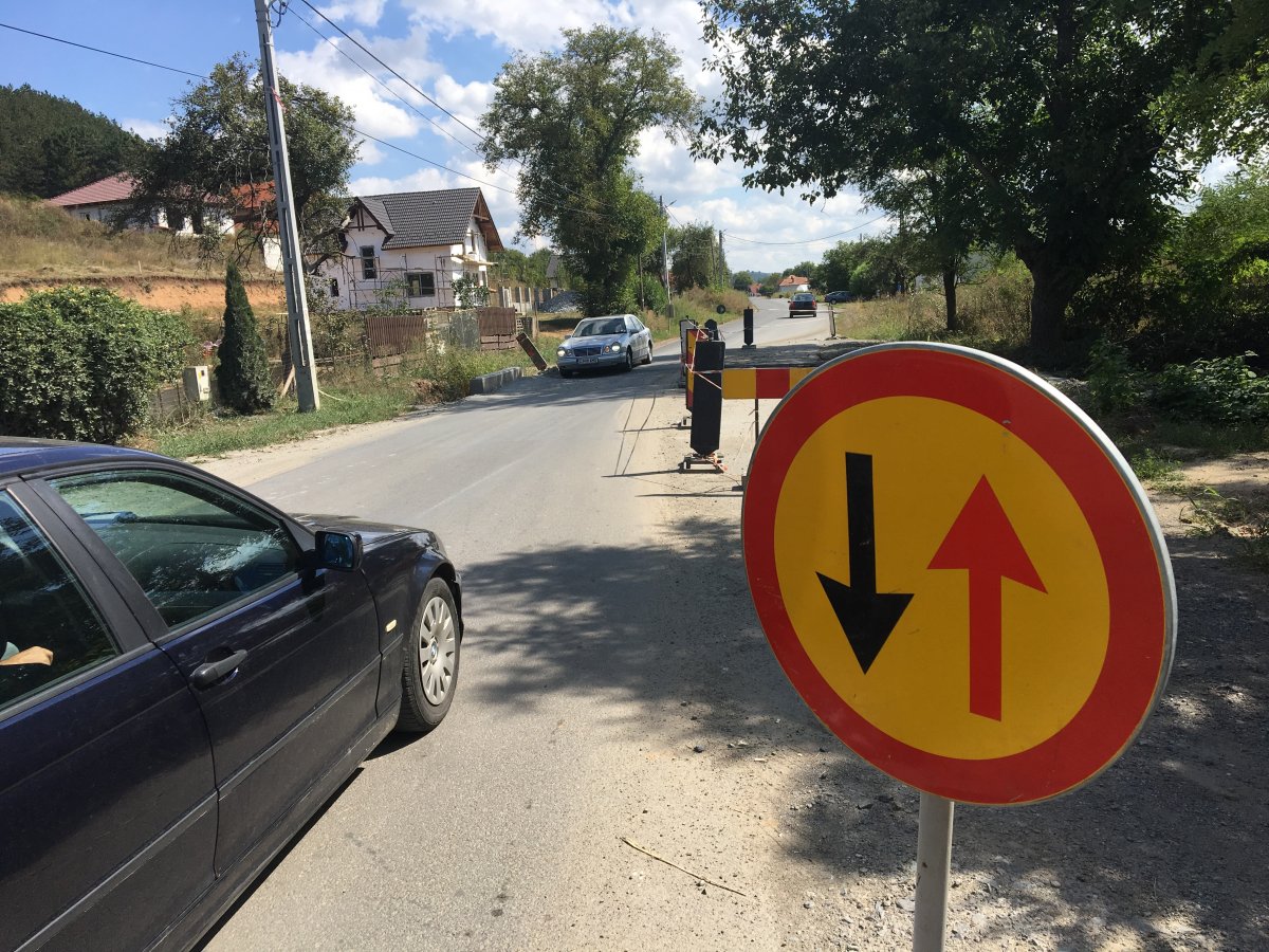 A Kiat által végzett kontár munka miatt az érintett útszakasz rosszabb állapotba került, mint azelőtt &bullet;  Fotó: Gazda Árpád