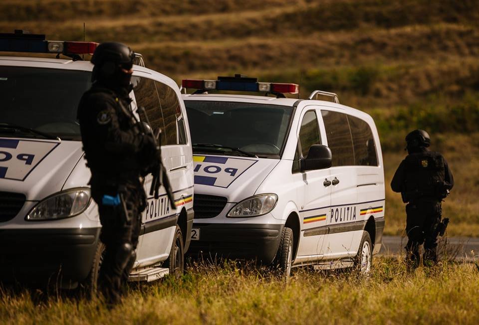 Figyelmeztető lövéseket is leadtak (képünk illusztráció) •  Fotó: Facebook/Politia Romana