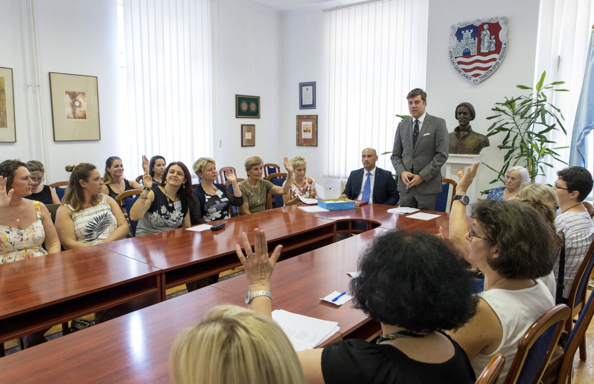 &bullet;  Fotó: MTI/Krizsán Csaba