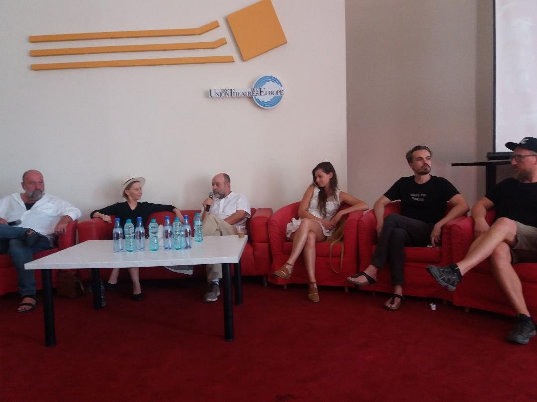 Jobbról balra: Viola Gábor, Bodolai Balázs és Imre Éva színművészek. •  Fotó: Pap Melinda