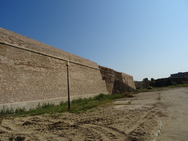 Hamarosan régi pompájában tündököl Közép-Európa egyik legjelentősebb reneszánsz stílusban épült vára •  Fotó: Oradea.ro