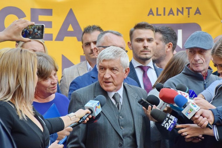 Mircea Diaconu színésznek van a legnagyobb esélye jelenleg, hogy Johannis ellenfele legyen a második fordulóban