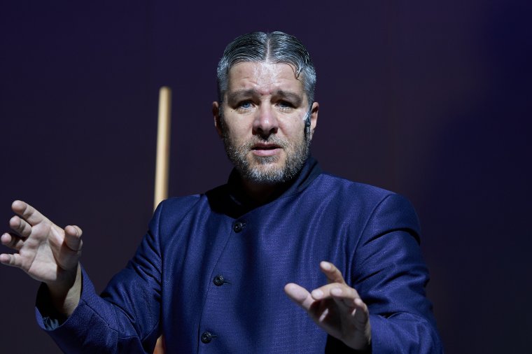 Szeretetből is lehet színházat csinálni – Rappert-Vencz Gábor színművész a szerepformálás kulisszatitkairól