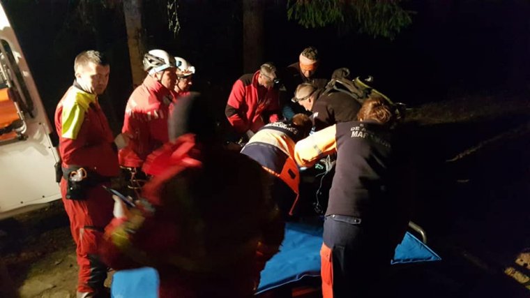 Szakadékba zuhant egy cseh motoros Máramaros megyében