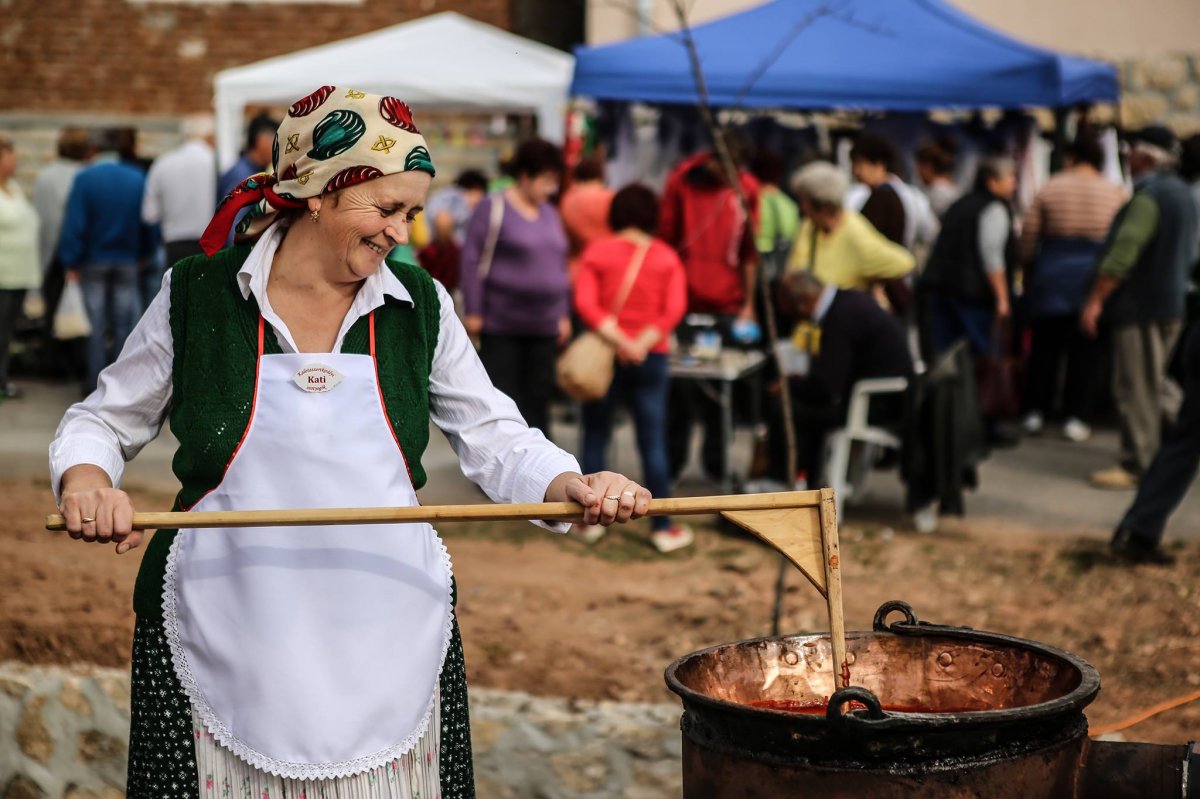 •  Fotó: Facebook.com/Lonay Arthur Photographer