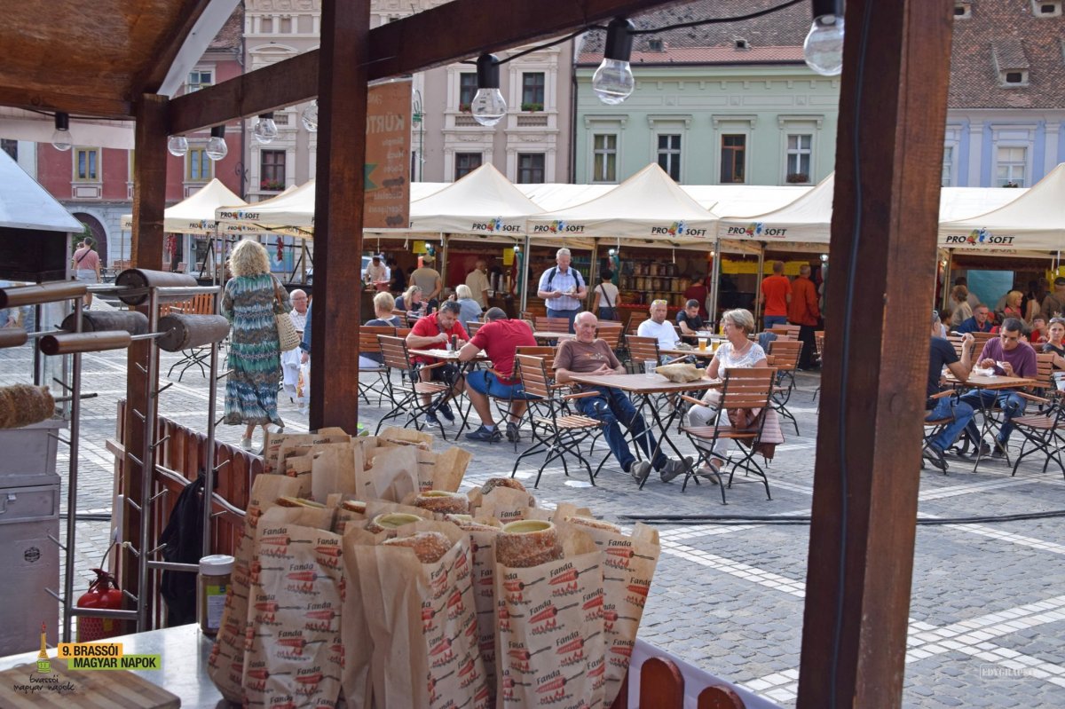 Fogyasztóvédelmi bírság lett a vége a magyar napokra tervezett gasztronómiai bemutatónak &bullet;  Fotó: Facebook/Brassói Magyar Napok