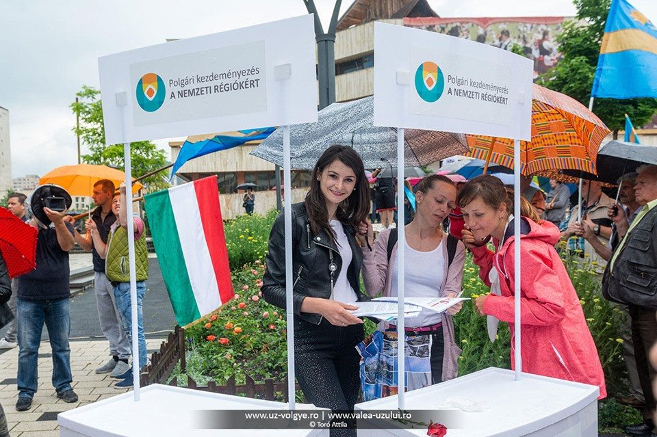 Nincs ok derűre. Hat hónap alatt kevesebb mint 25 ezer aláírást sikerült összegyűjteni az SZNT kezdeményezéséhez &bullet;  Fotó: Facebook/Székely Nemzeti Tanács