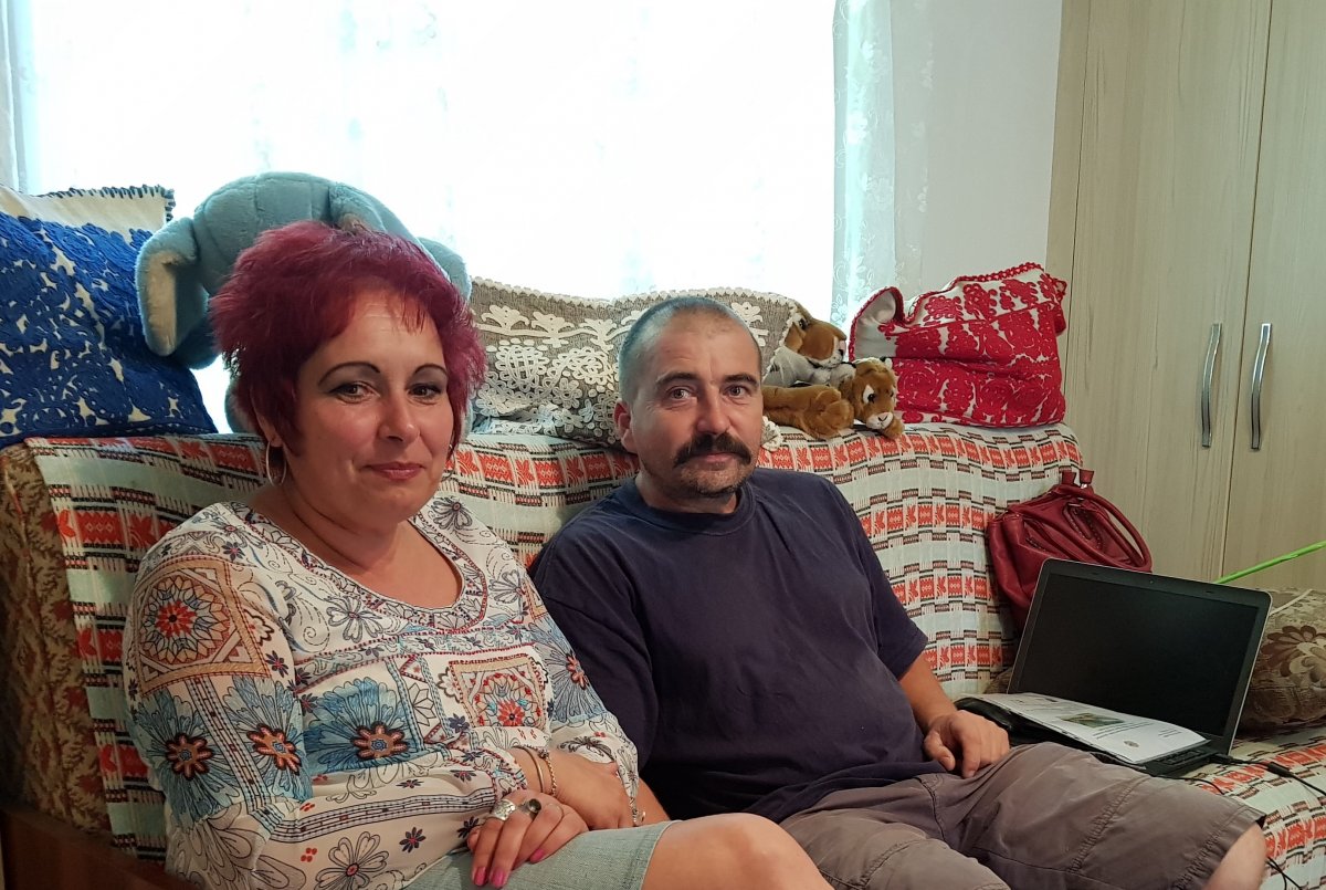 Szabó Enikő és Nyegre Csaba: a kövendi házaspár hisz a közösségi összefogásban &bullet;  Fotó: Makkay József