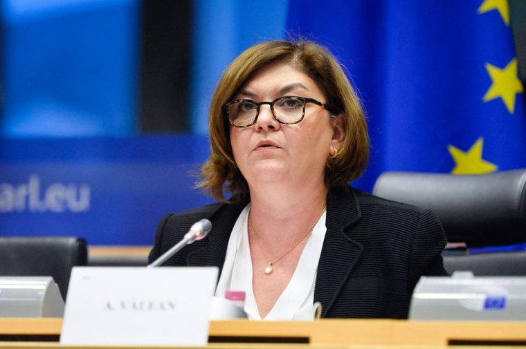 Vălean: Románia akár 1 milliárd euró értékben is veszíthetett uniós támogatást az elmúlt években