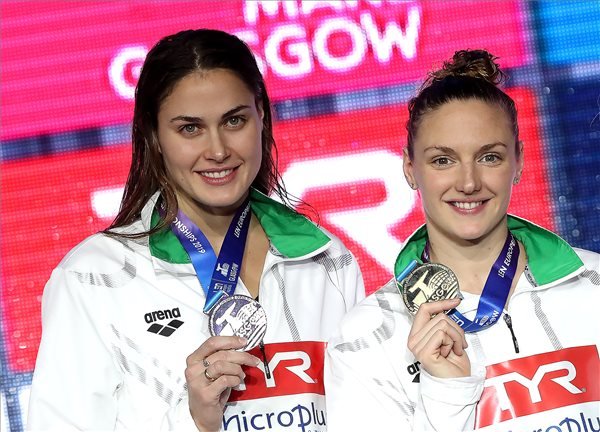 Rövidpályás úszó-Eb: Hosszú Katinka aranyérmet, Jakabos Zsuzsanna ezüstöt szerzett 400 vegyesen