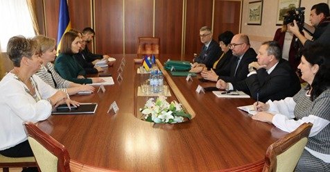 Kijev nem kíván változtatni az oktatási törvény kisebbségekre nézve jogfosztó rendelkezésein