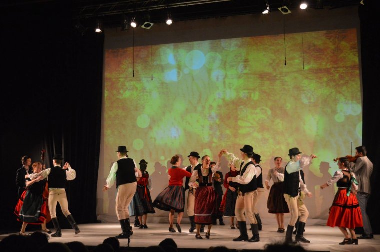 Both Zsuzsa a „hittérítő munkáról”, a húszéves kolozsvári Ördögtérgye Néptáncegyüttesről