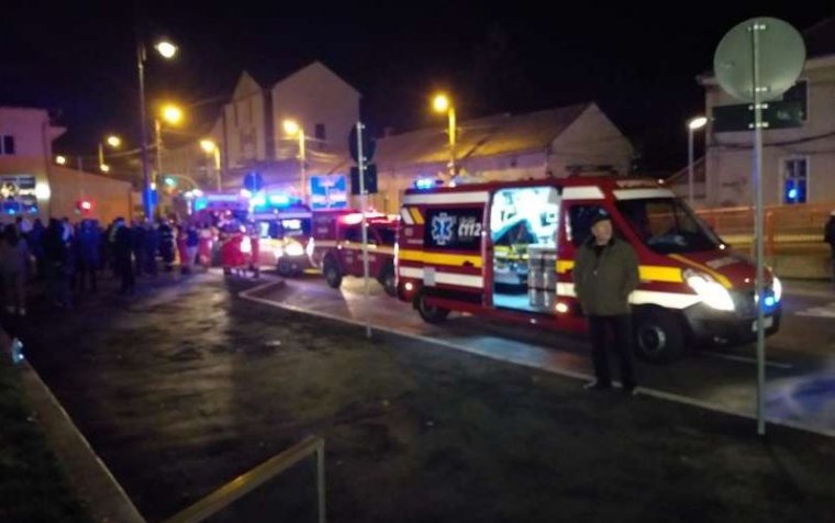 Tűzoltók is kórházba kerültek a szebeni bevásárlóközpont evakuálása után