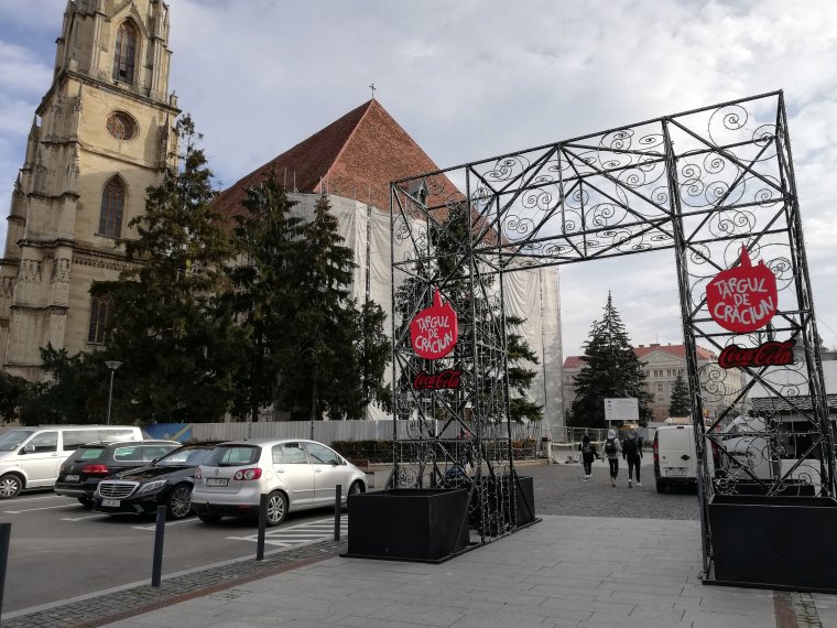 Ajándékként adagolt többnyelvűség a kolozsvári karácsonyi vásáron