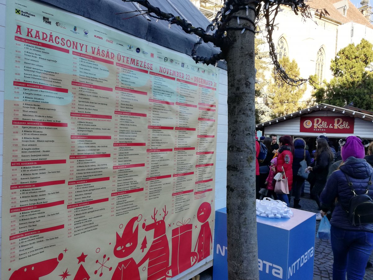 Magyar szöveg a programot ismertető plakáton 2019-ben •  Fotó: Pap Melinda