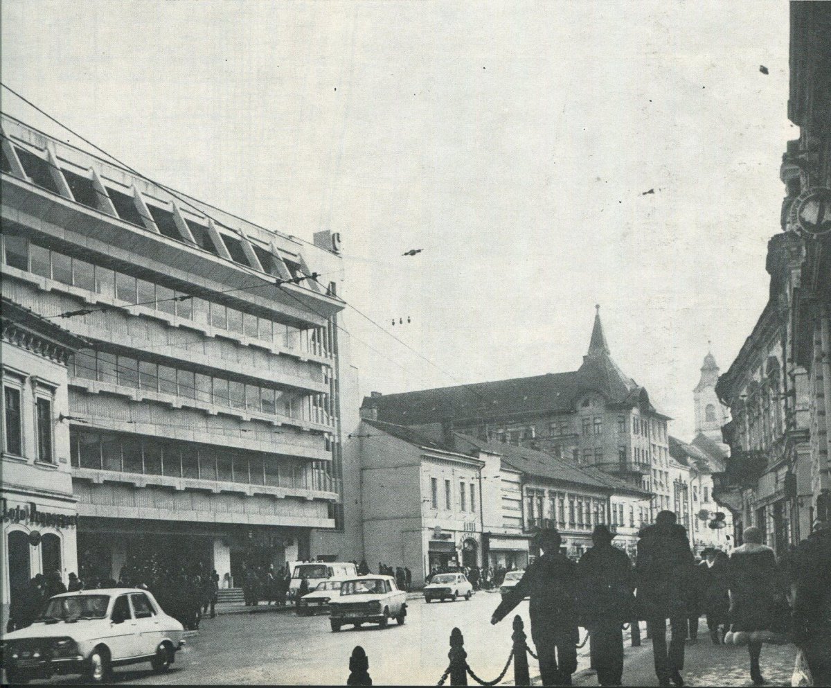 &bullet;  Fotó: Forrás: Facebook/Magyar Ifjúsági Központ