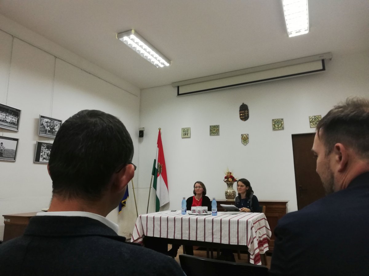 Márton Evelint (jobbra) Demeter Zsuzsa kérdezte •  Fotó: Pap Melinda