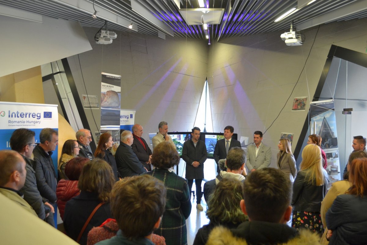 &bullet;  Fotó: Sinka Pál