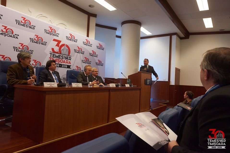 &bullet;  Fotó: EMNT