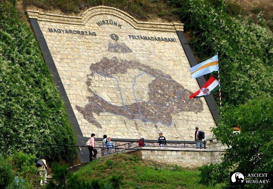 Sok hűhó semmiért? Van, aki szerint a románok számára nincs jelentősége a trianoni békeszerződésnek •  Fotó: Facebook